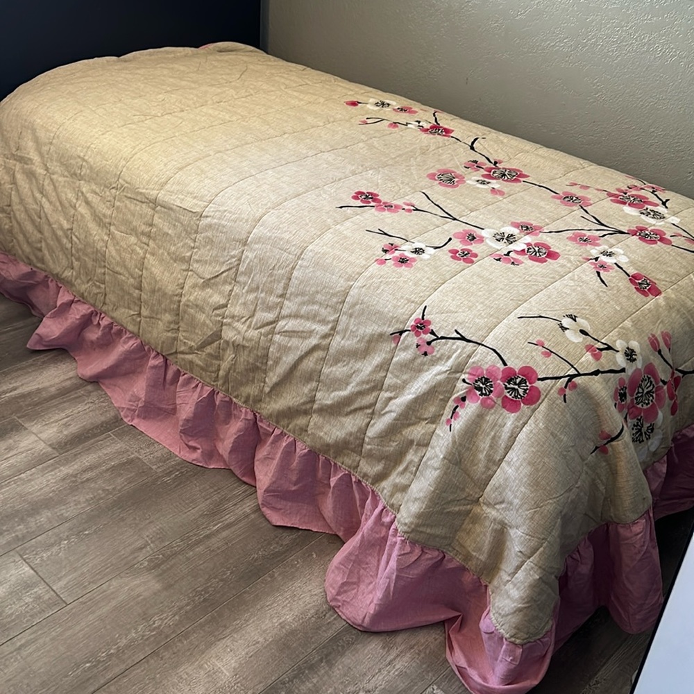 Vianney twin beige bed spread with pink and white floral and pink ruffle trim